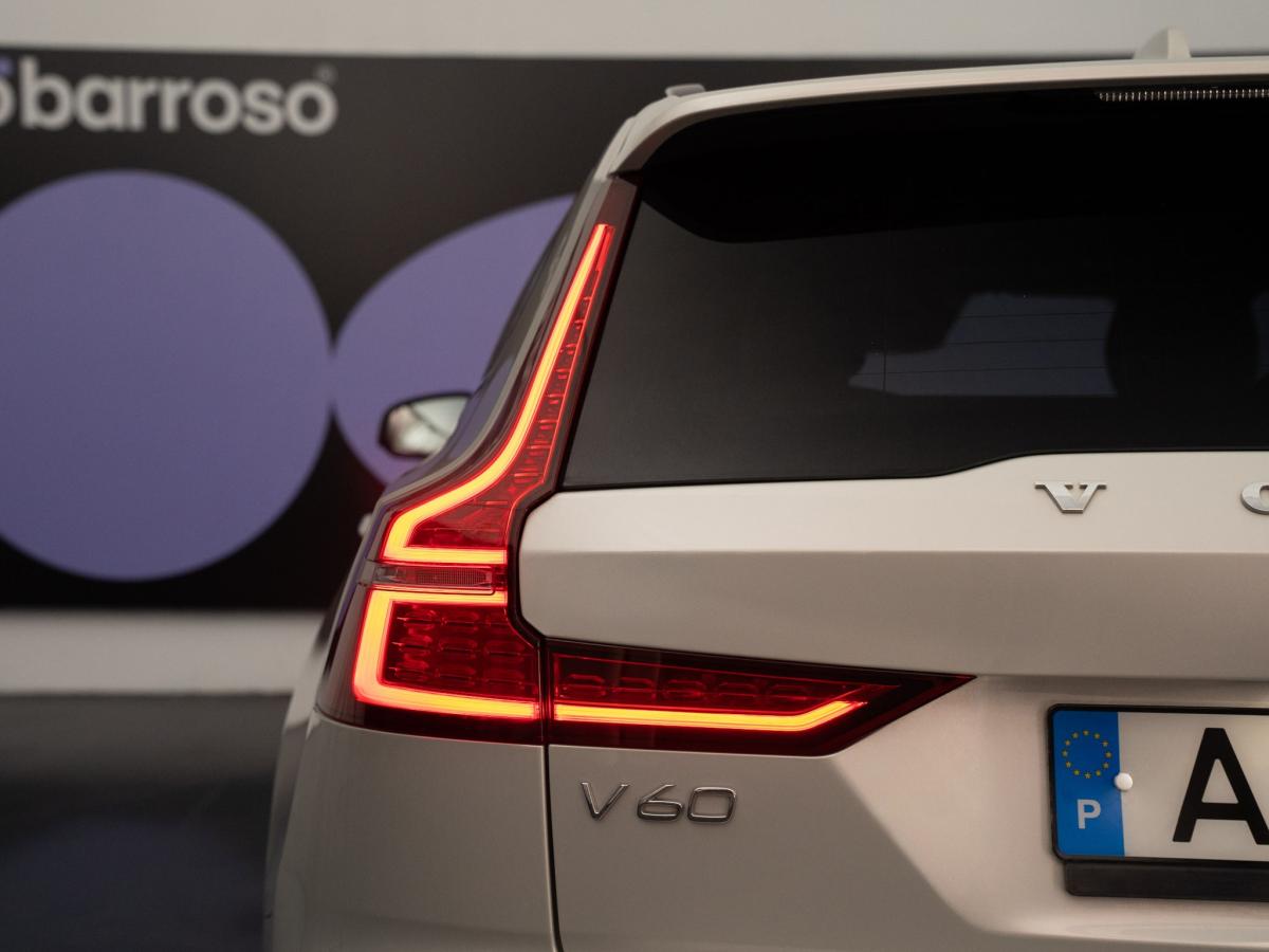 volvo-v60-2022-hibrido-a-gasolina-1969cc