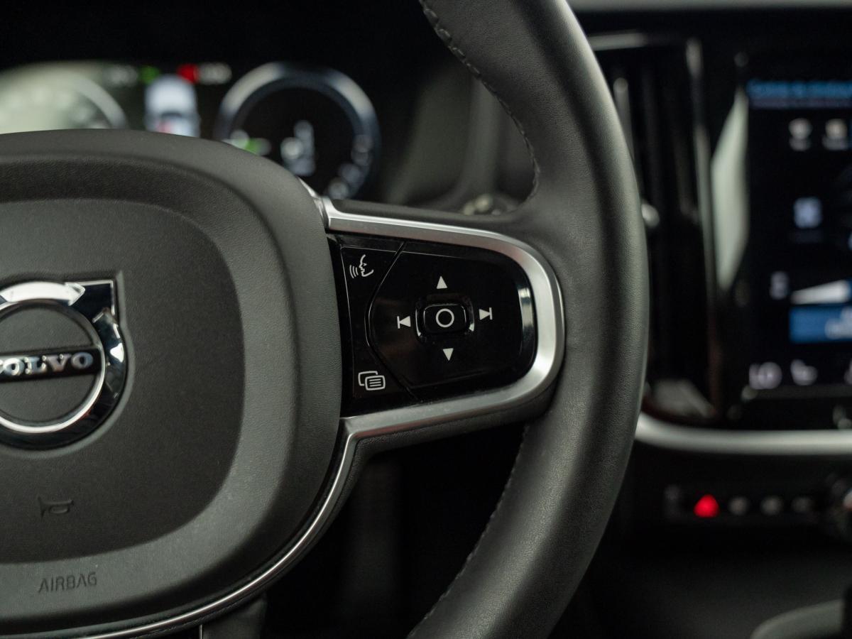 volvo-v60-2022-hibrido-a-gasolina-1969cc
