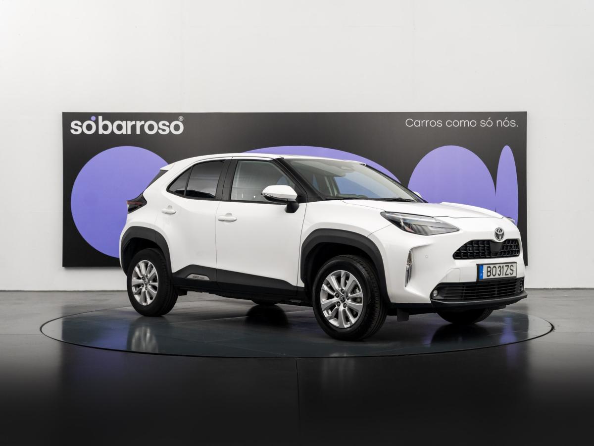 toyota-yaris-cross-2024-hibrido-a-gasolina-1490cc