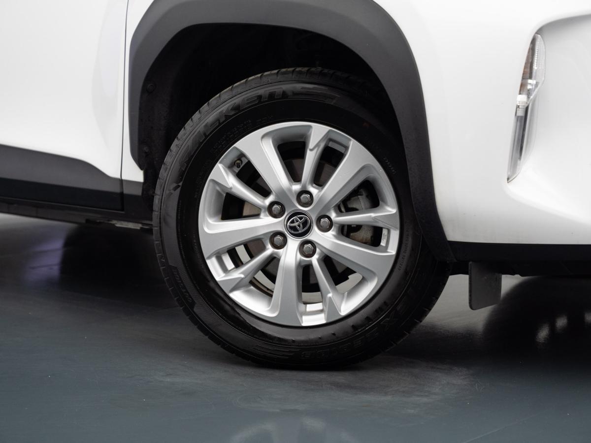 toyota-yaris-cross-2024-hibrido-a-gasolina-1490cc