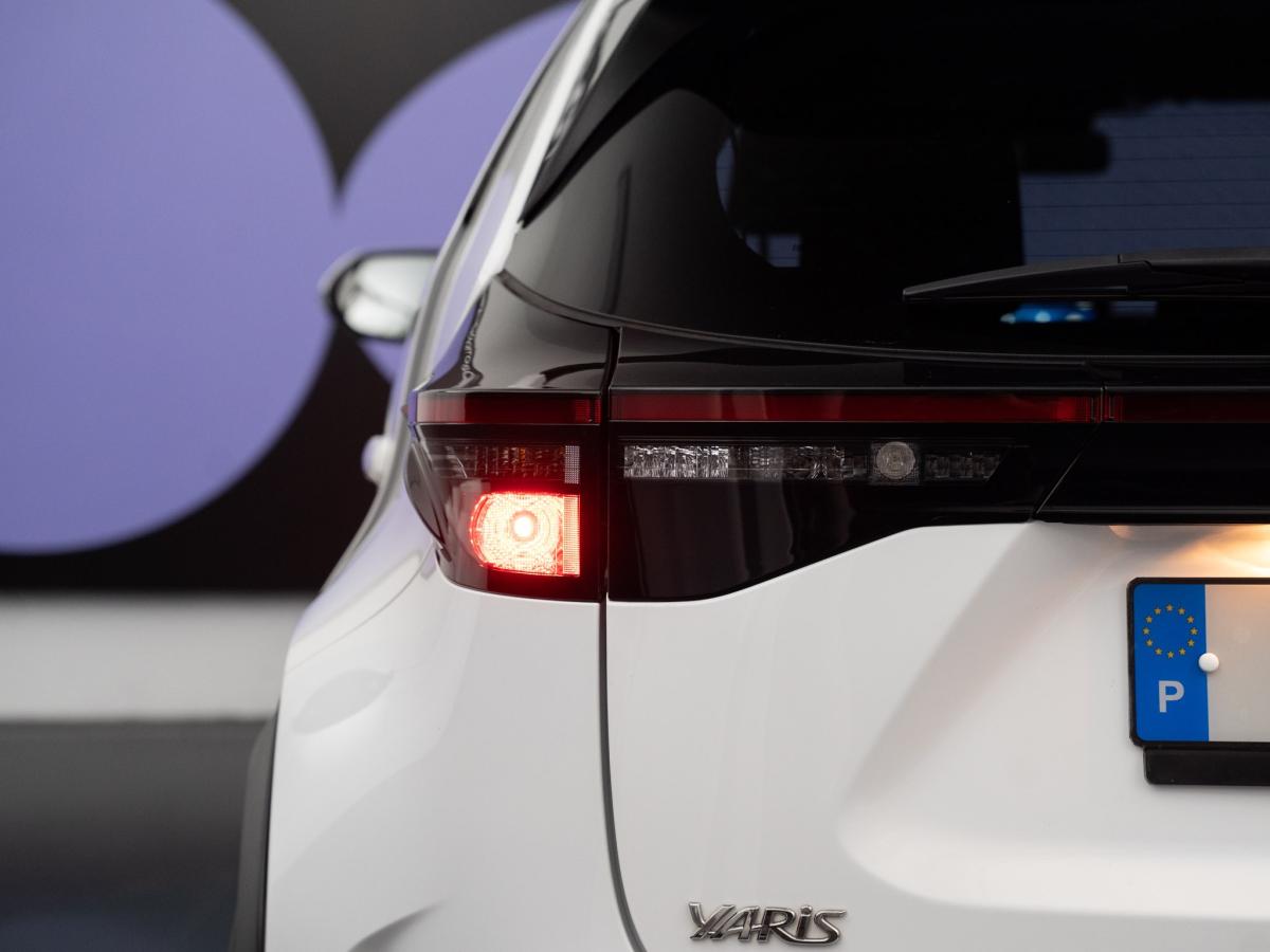 toyota-yaris-cross-2024-hibrido-a-gasolina-1490cc