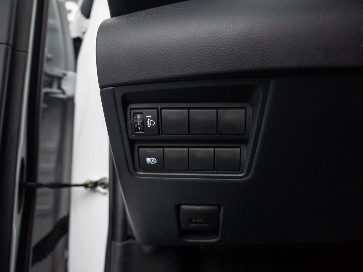 toyota-yaris-cross-2024-hibrido-a-gasolina-1490cc