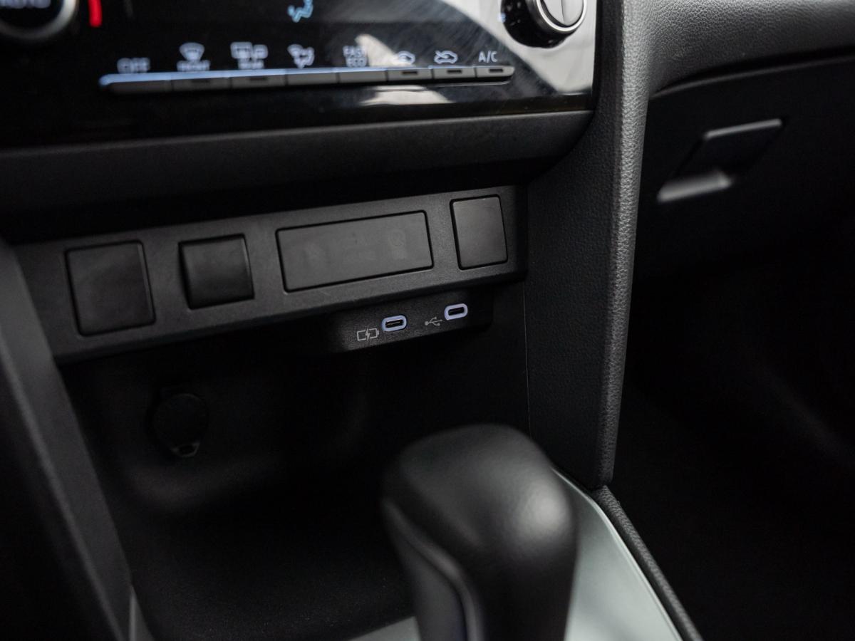 toyota-yaris-cross-2024-hibrido-a-gasolina-1490cc