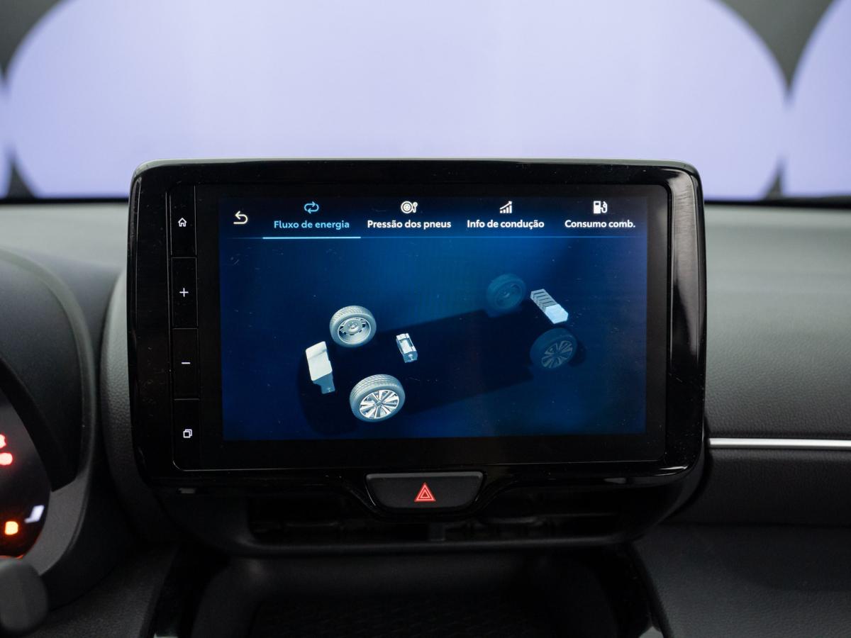 toyota-yaris-cross-2024-hibrido-a-gasolina-1490cc