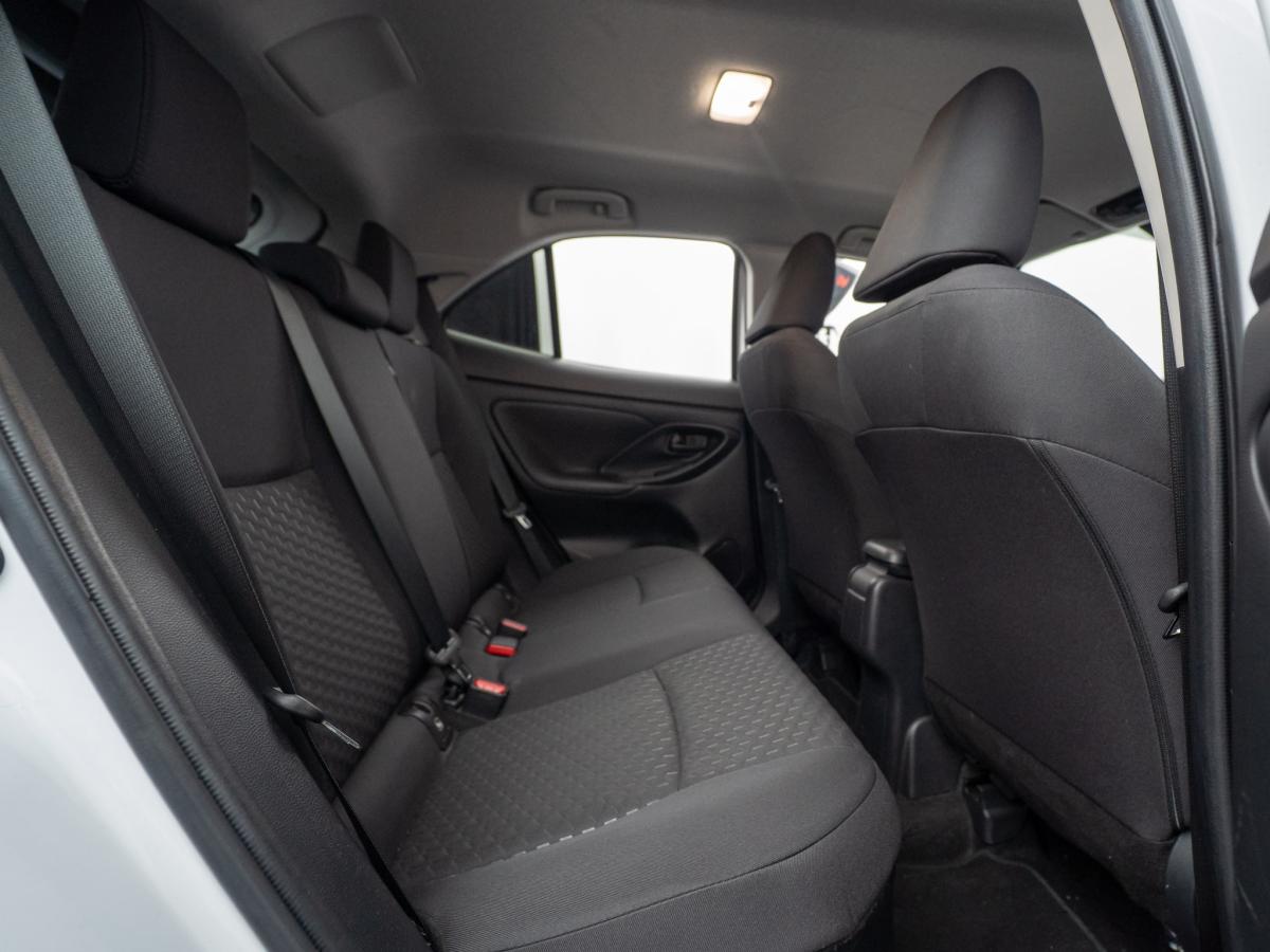 toyota-yaris-cross-2024-hibrido-a-gasolina-1490cc