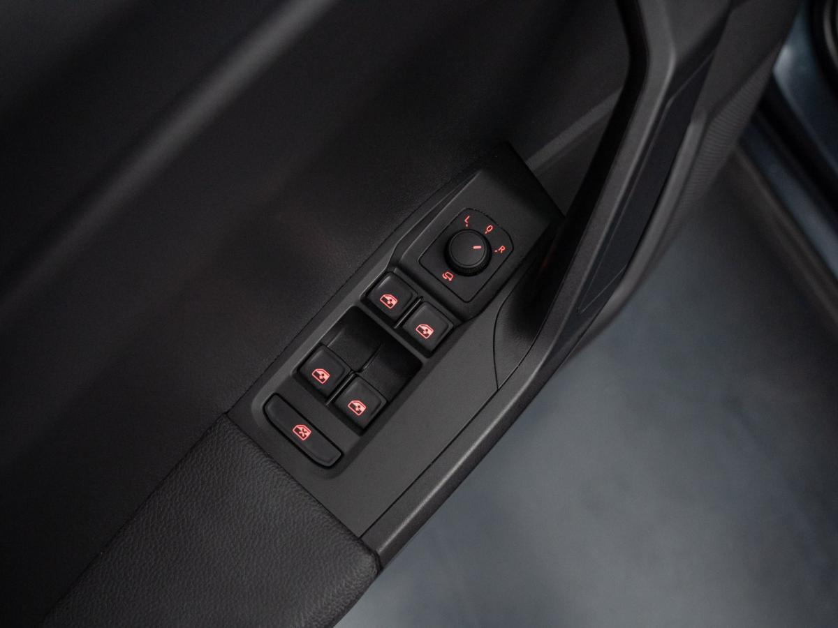 seat-arona-2024-gasolina-999cc