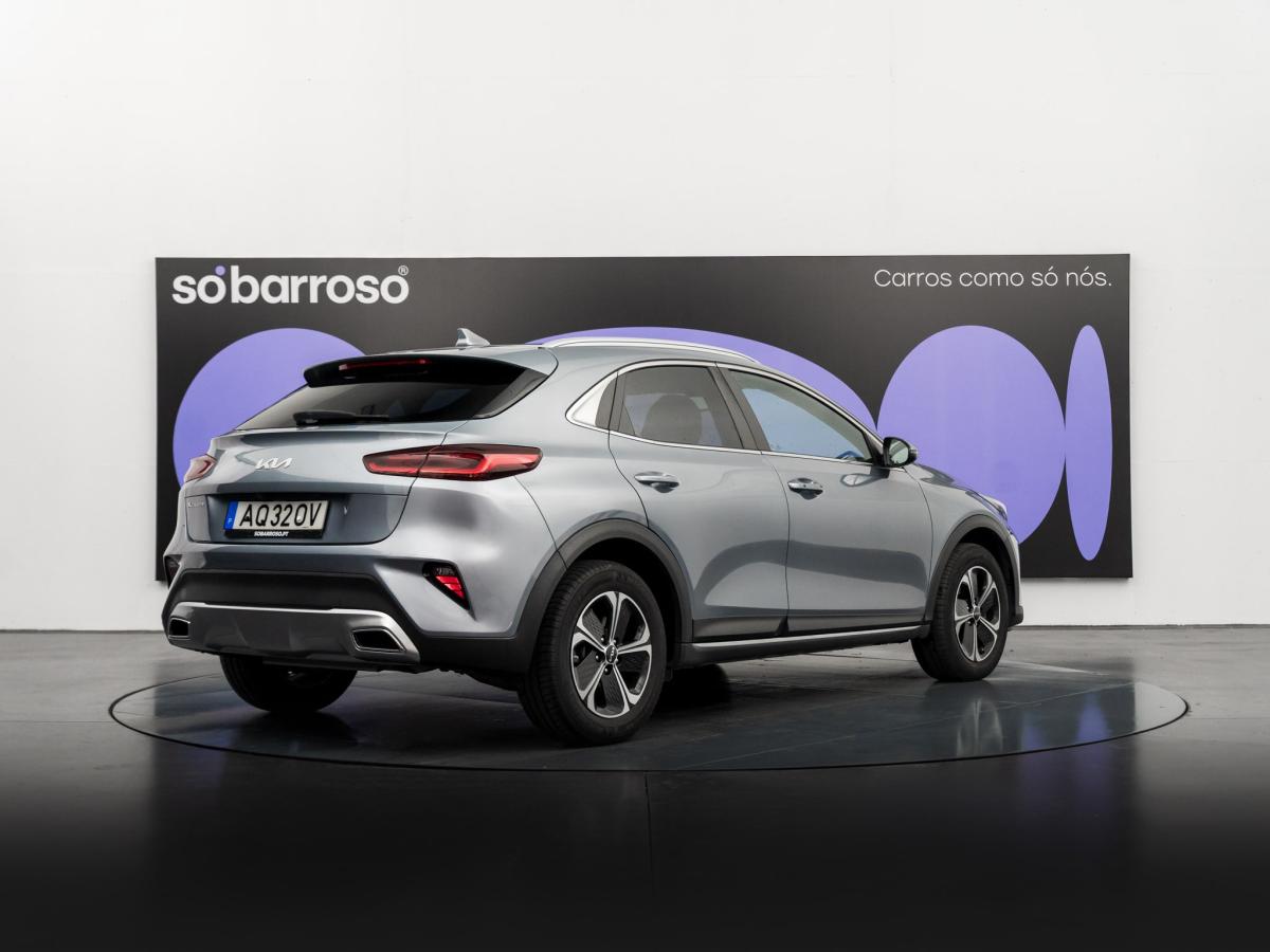 kia-xceed-2022-hibrido-a-gasolina-1580cc
