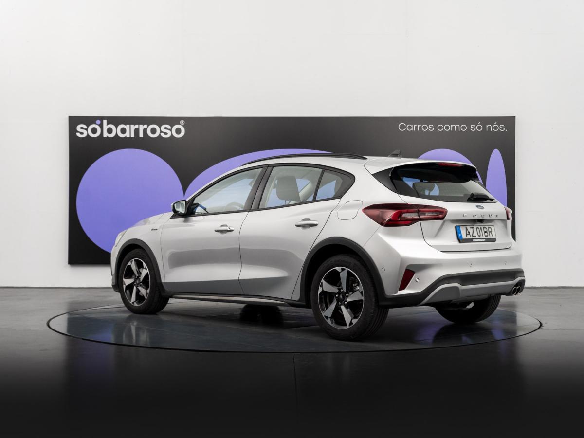 ford-focus-2023-diesel-1499cc