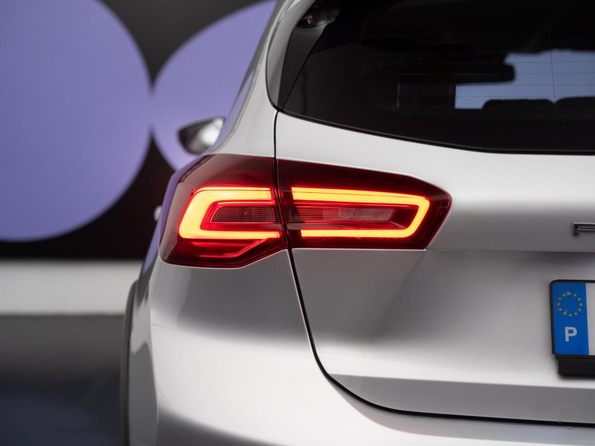 ford-focus-2023-diesel-1499cc