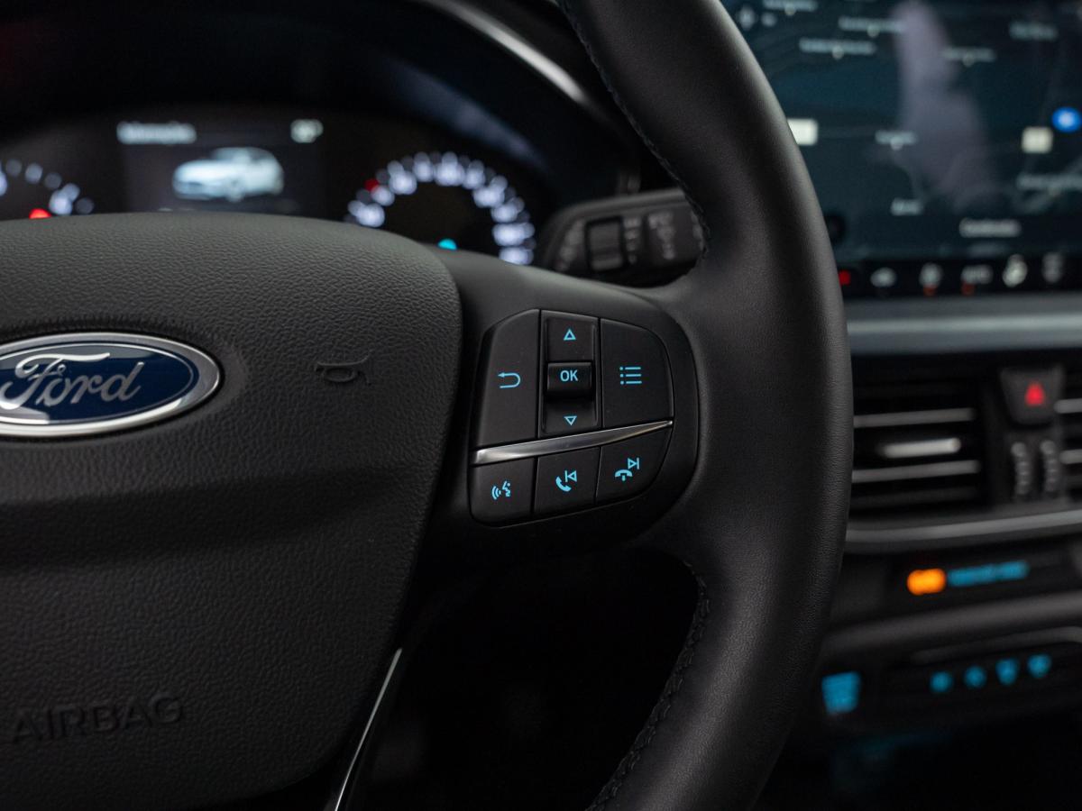 ford-focus-2023-diesel-1499cc