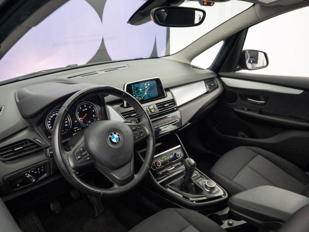 bmw-serie-2-2021-diesel-1496cc