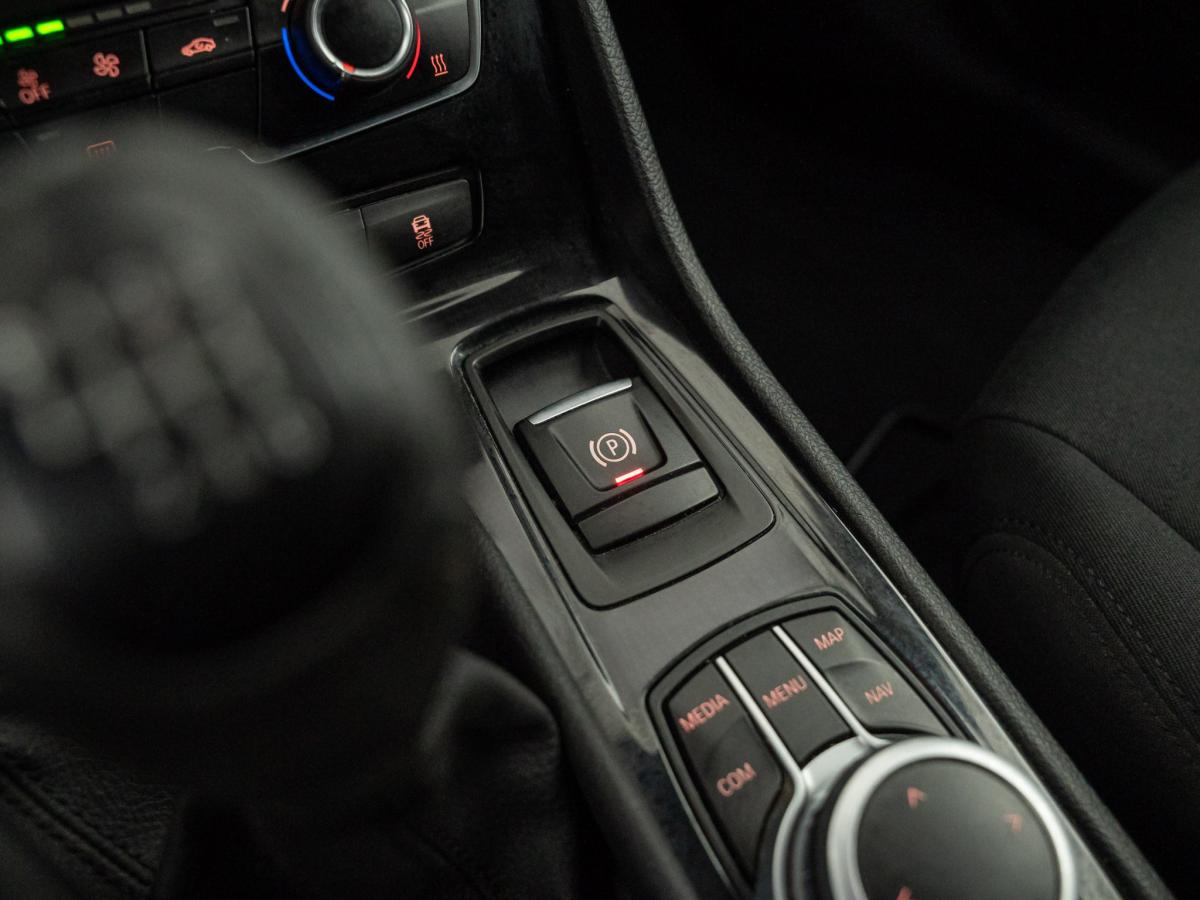 bmw-serie-2-2021-diesel-1496cc