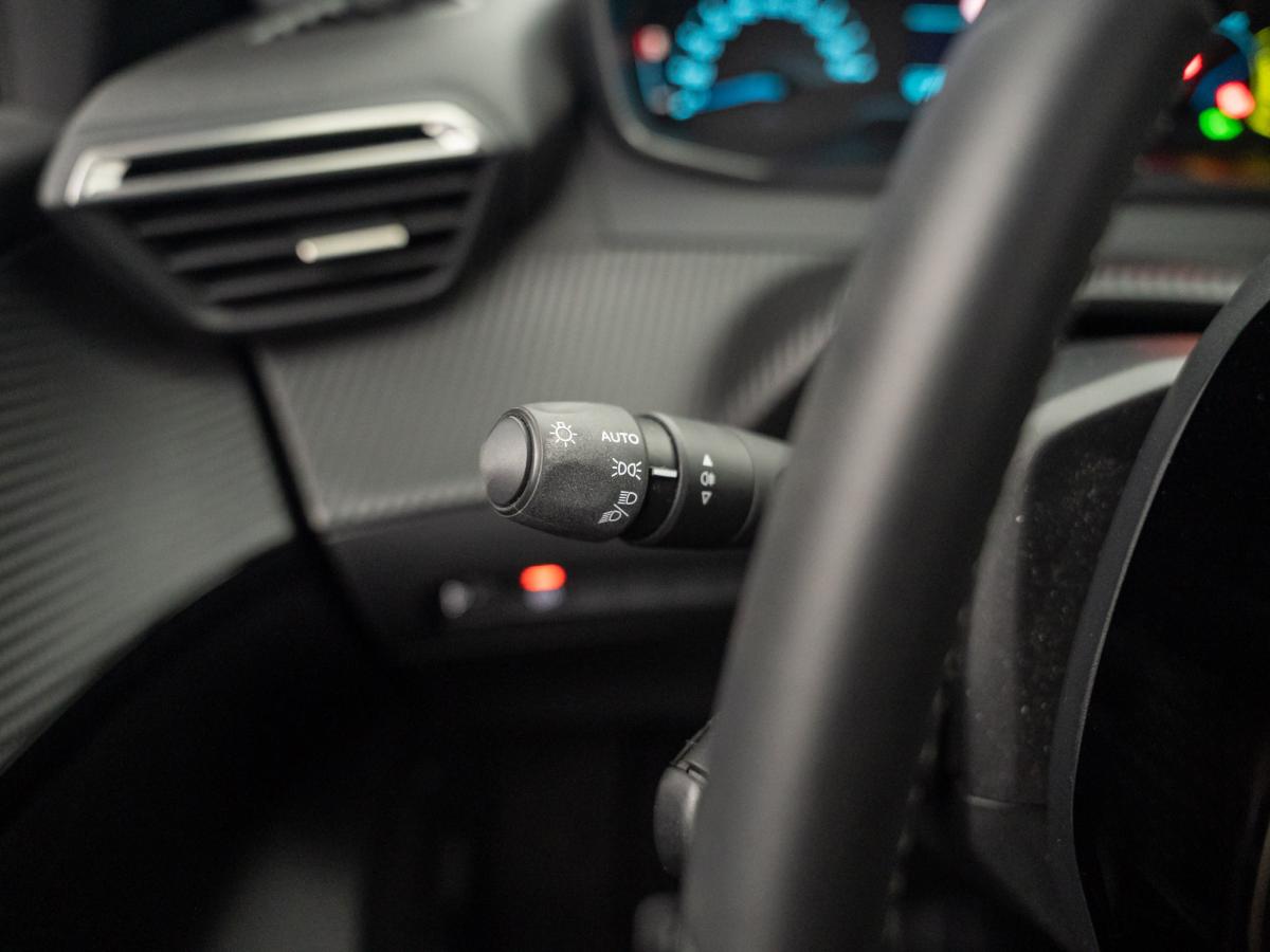 peugeot-208-2022-eletrico-0cc