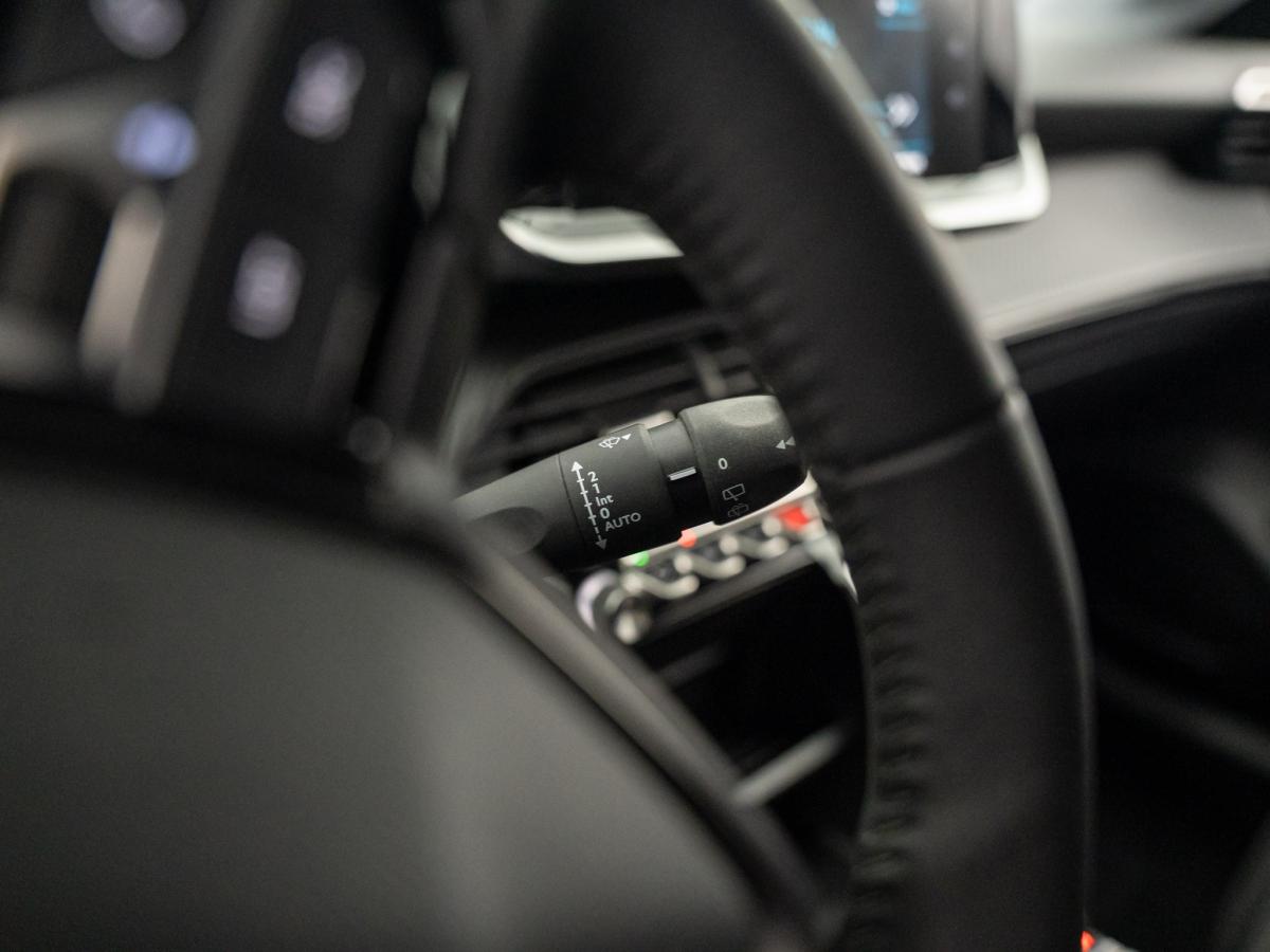 peugeot-208-2022-eletrico-0cc