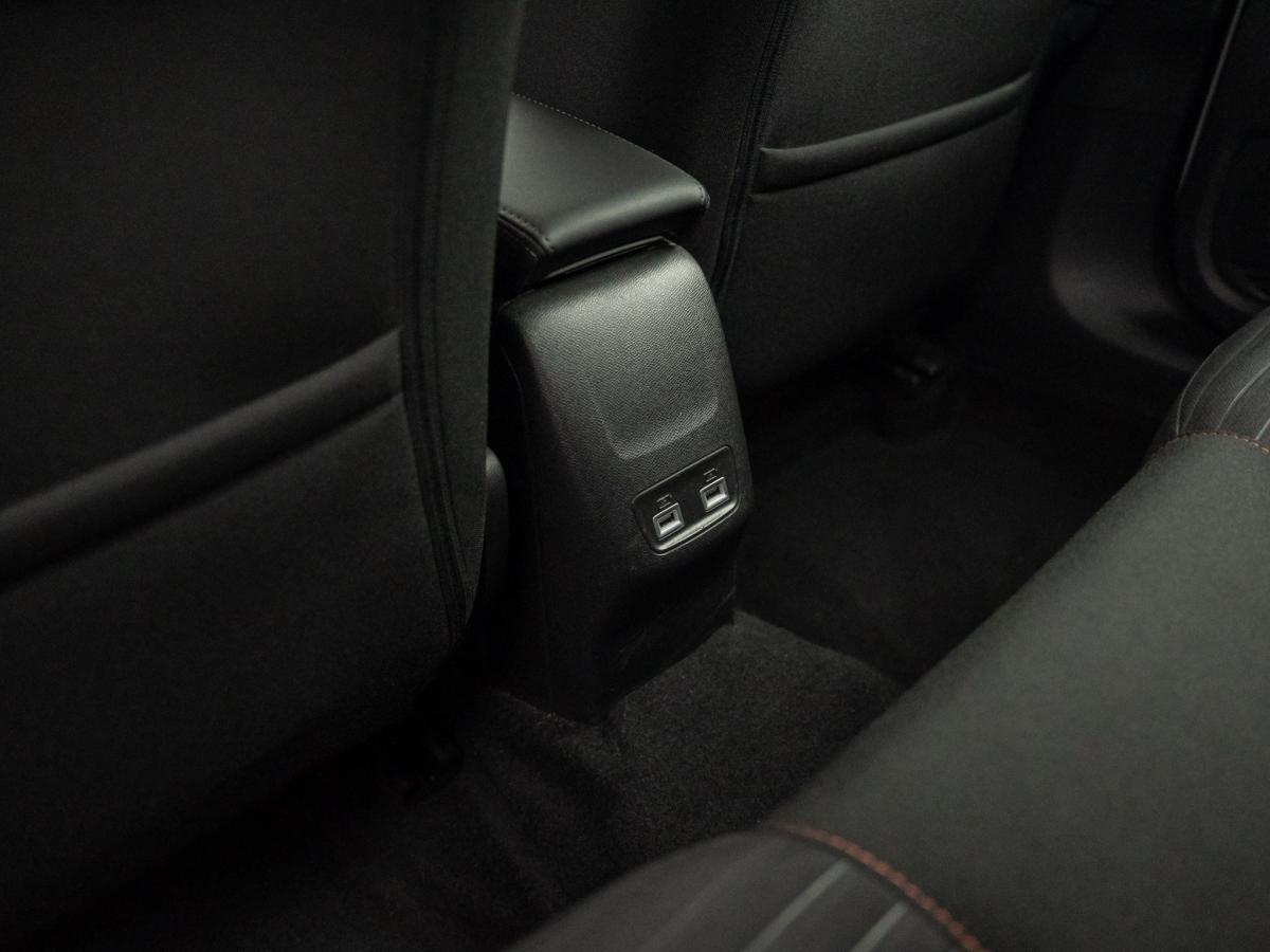 peugeot-208-2022-eletrico-0cc