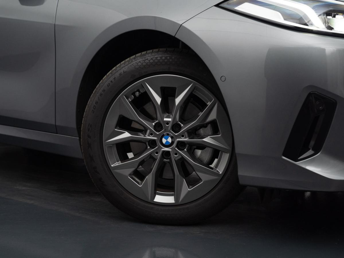 bmw-serie-1-2025-gasolina-1499cc