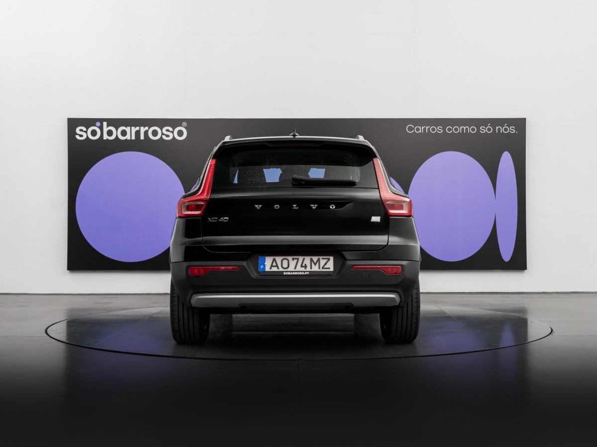 volvo-xc40-2022-hibrido-a-gasolina-1477cc