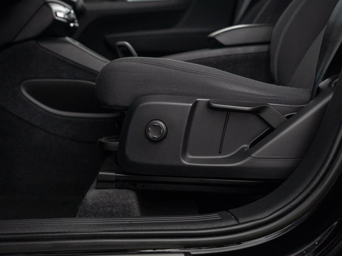 volvo-xc40-2022-hibrido-a-gasolina-1477cc