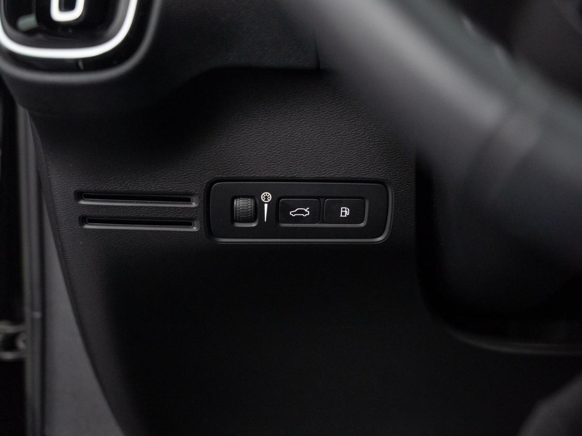 volvo-xc40-2022-hibrido-a-gasolina-1477cc