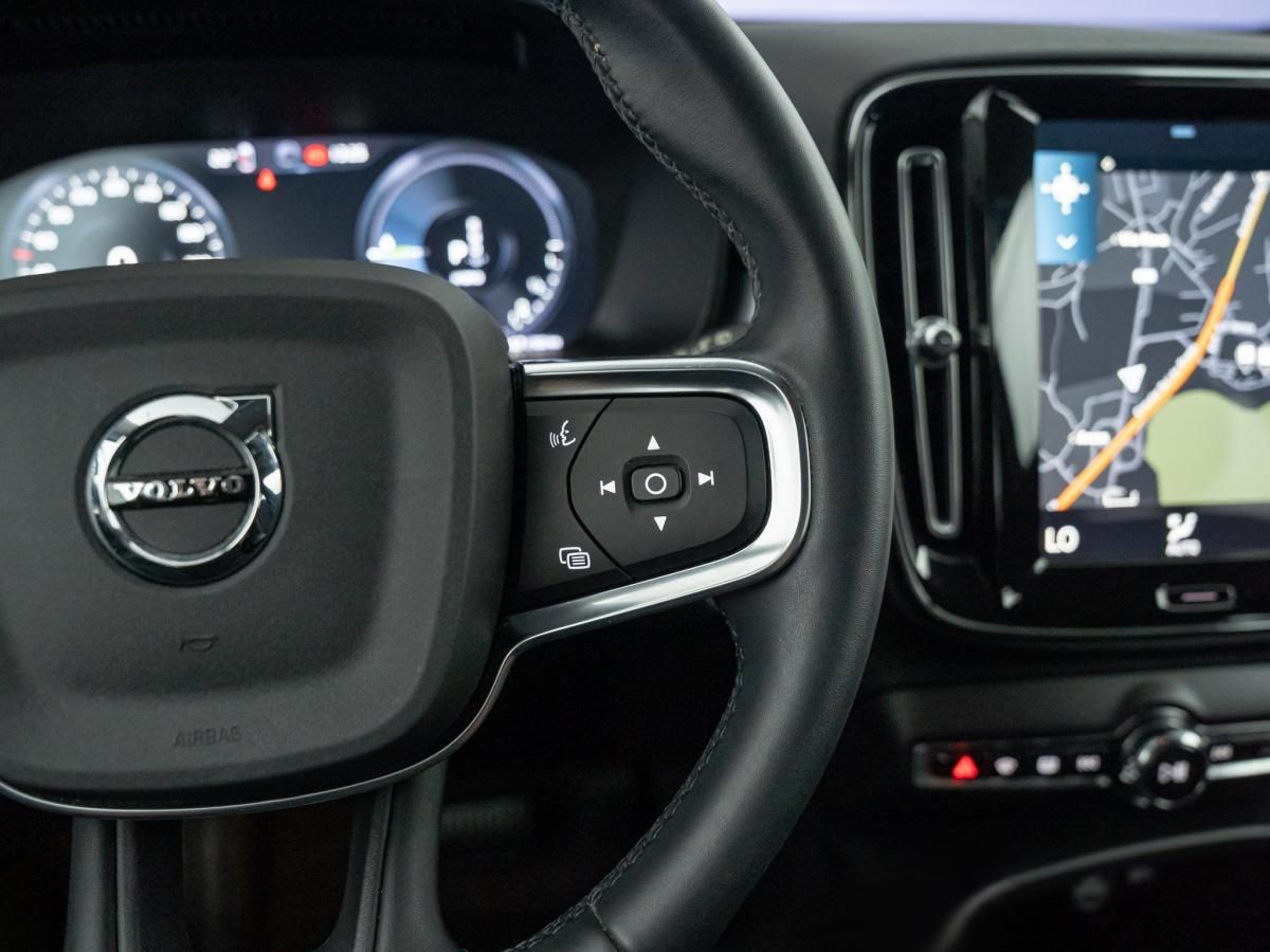 volvo-xc40-2022-hibrido-a-gasolina-1477cc