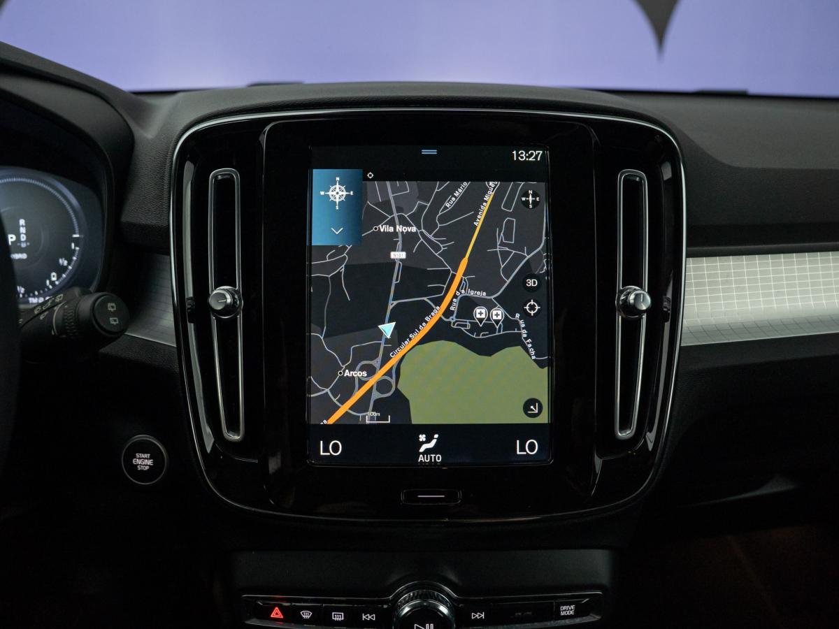volvo-xc40-2022-hibrido-a-gasolina-1477cc