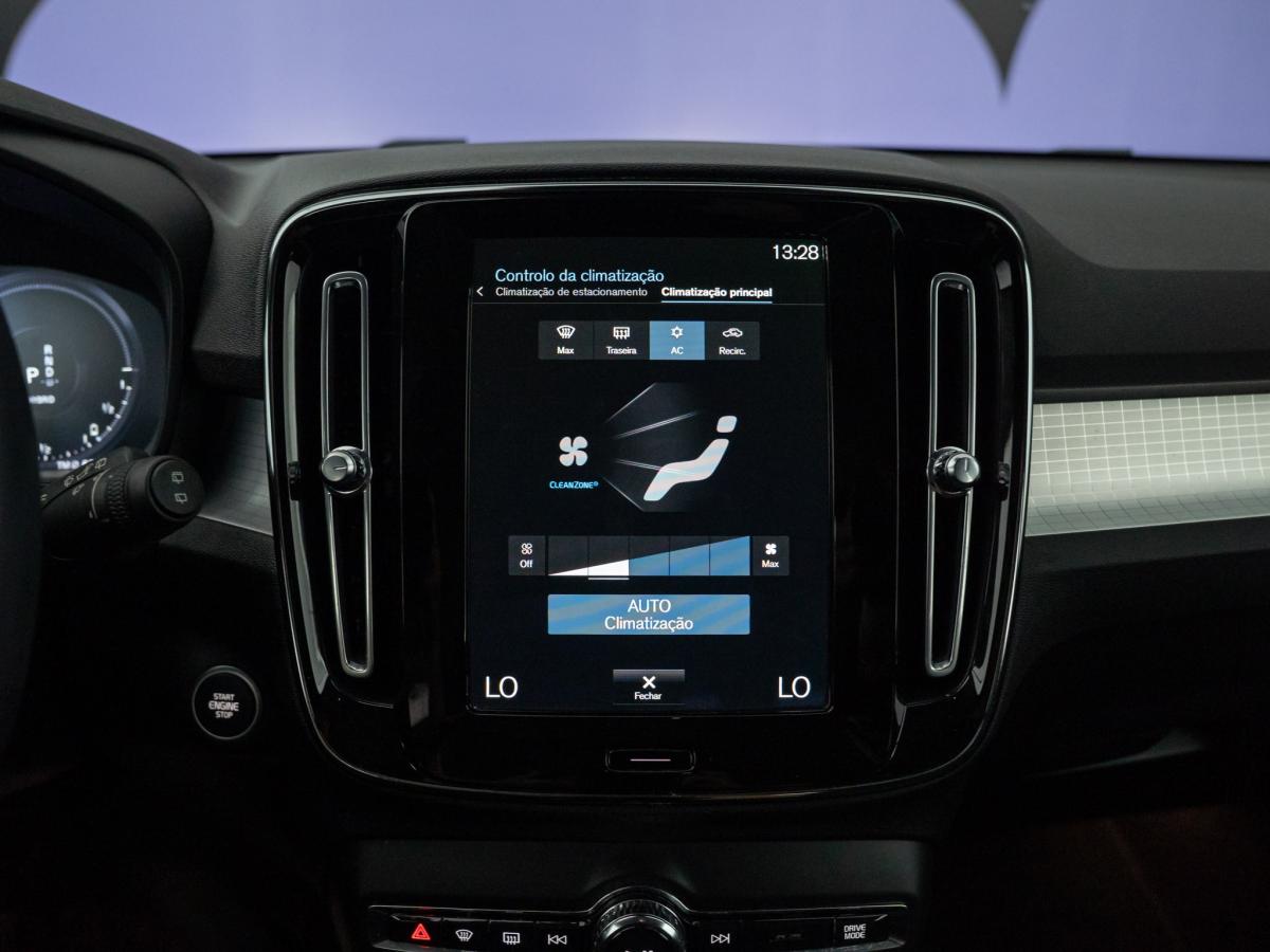 volvo-xc40-2022-hibrido-a-gasolina-1477cc