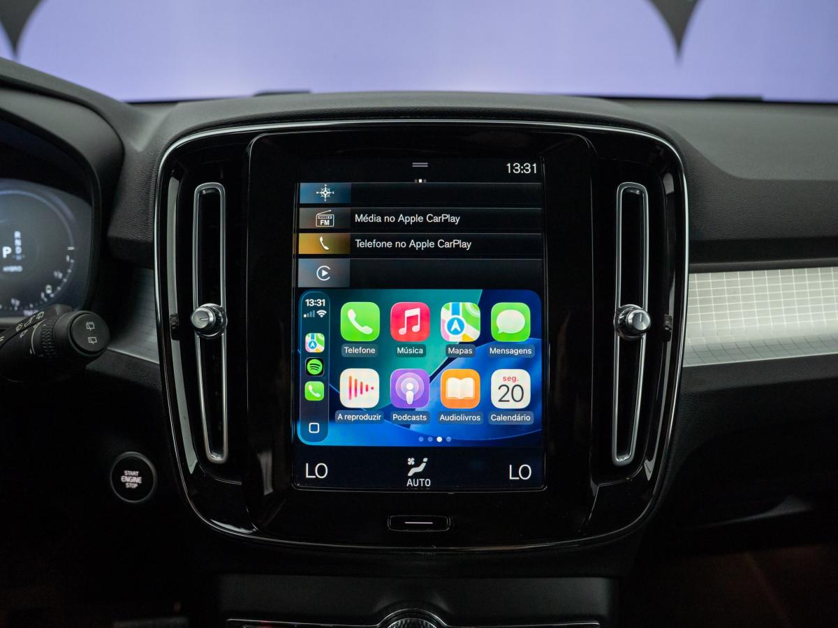 volvo-xc40-2022-hibrido-a-gasolina-1477cc