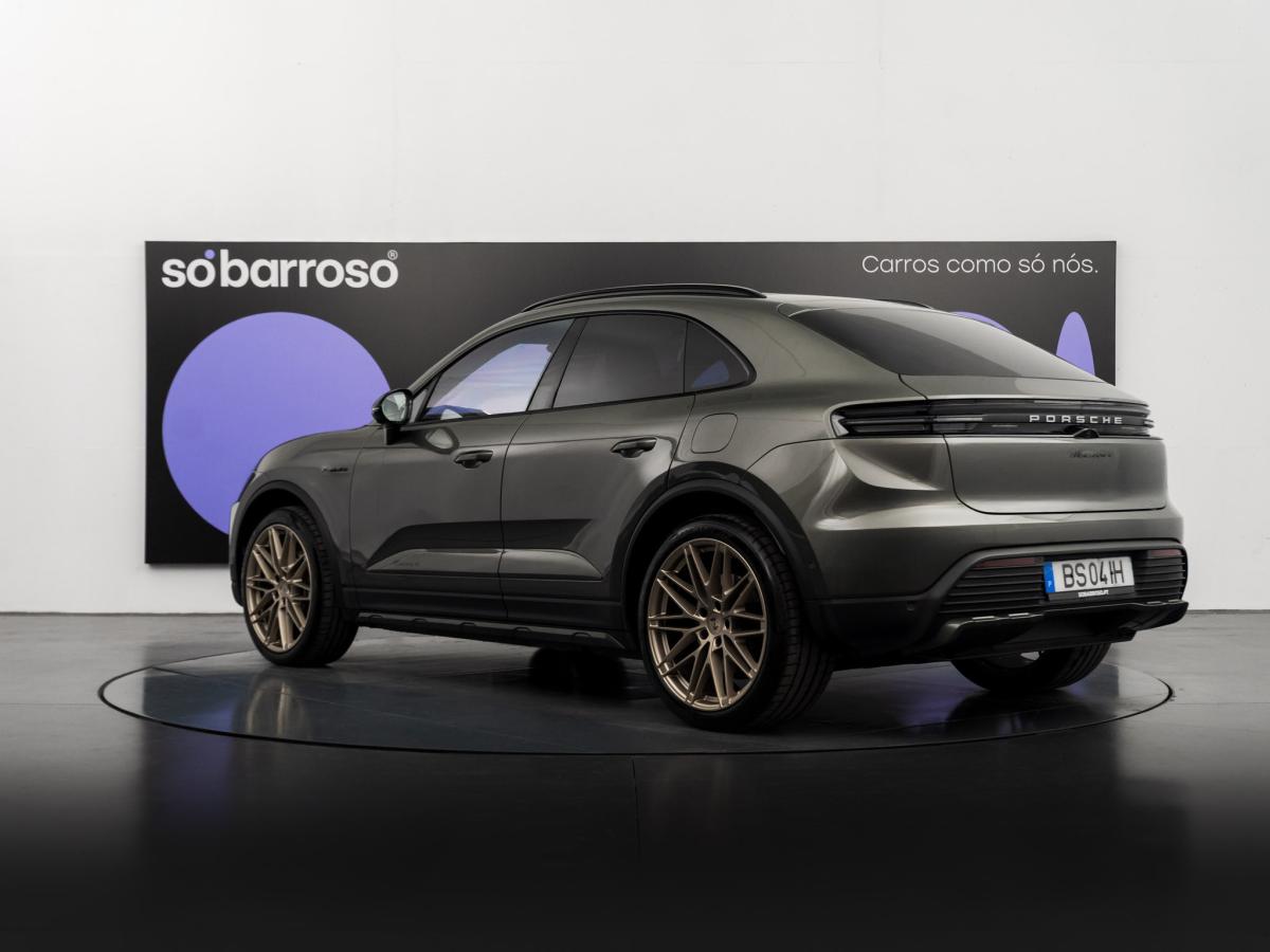 porsche-macan-2025-eletrico-500cc
