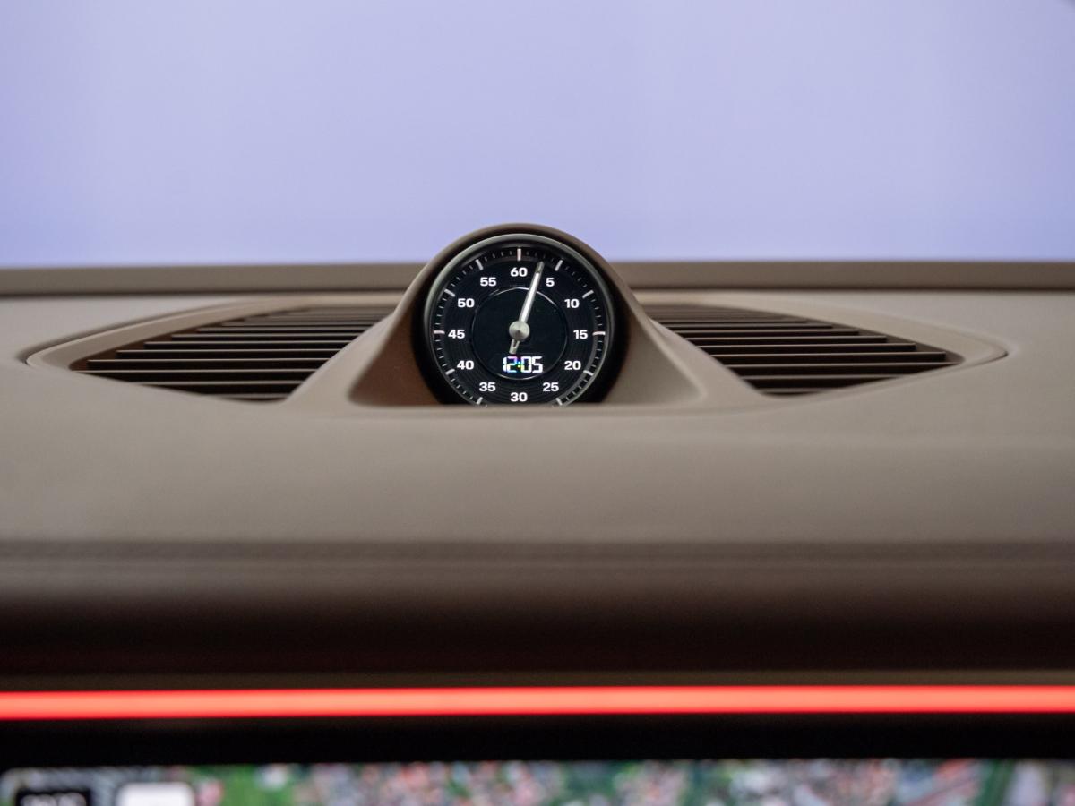porsche-macan-2025-eletrico-500cc