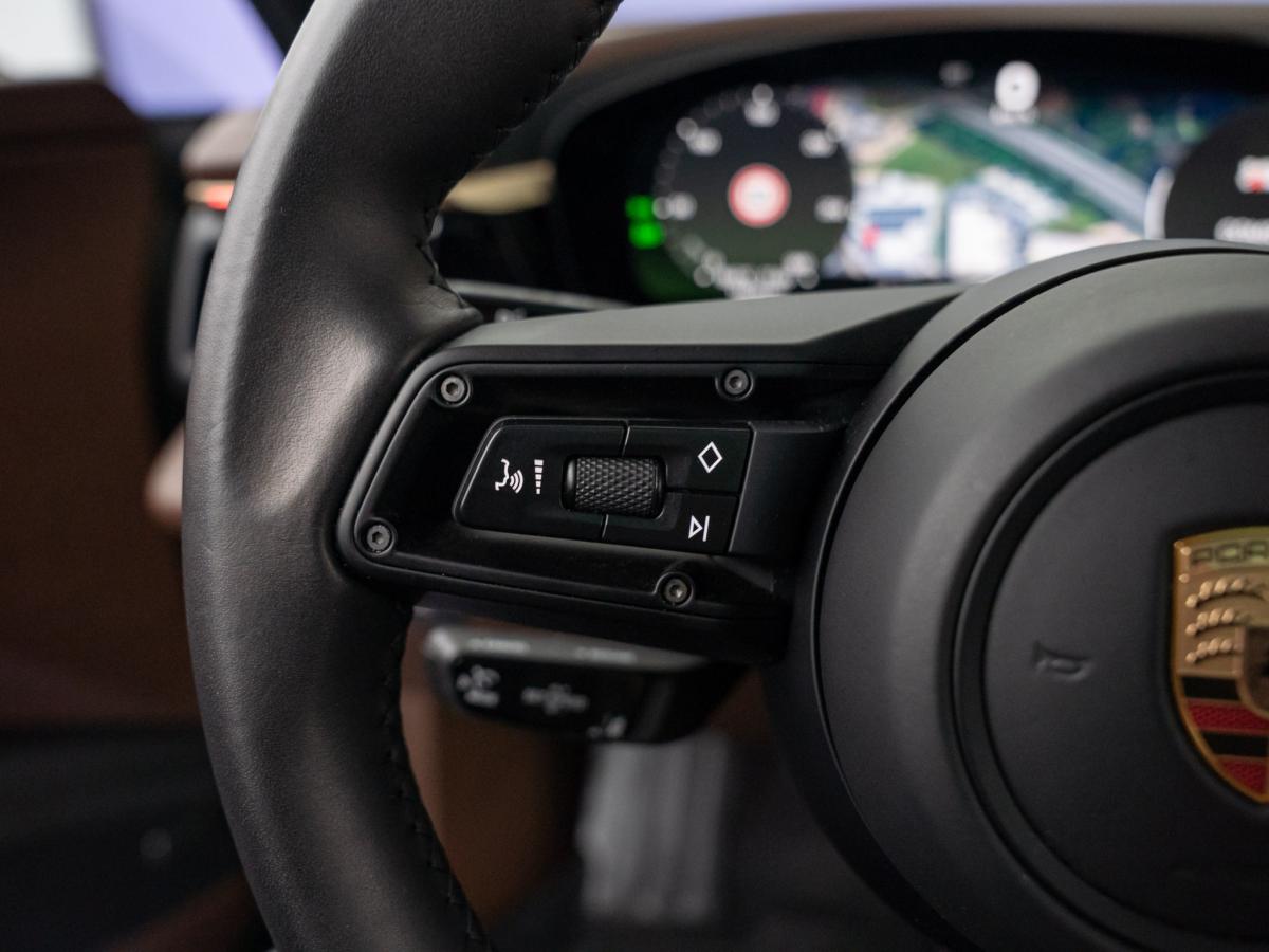 porsche-macan-2025-eletrico-500cc