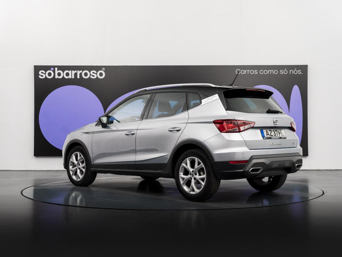 seat-arona-2023-gasolina-999cc