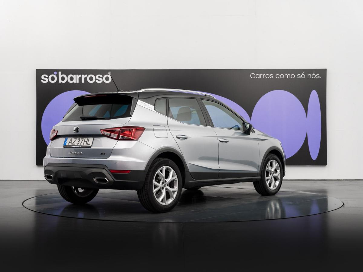 seat-arona-2023-gasolina-999cc