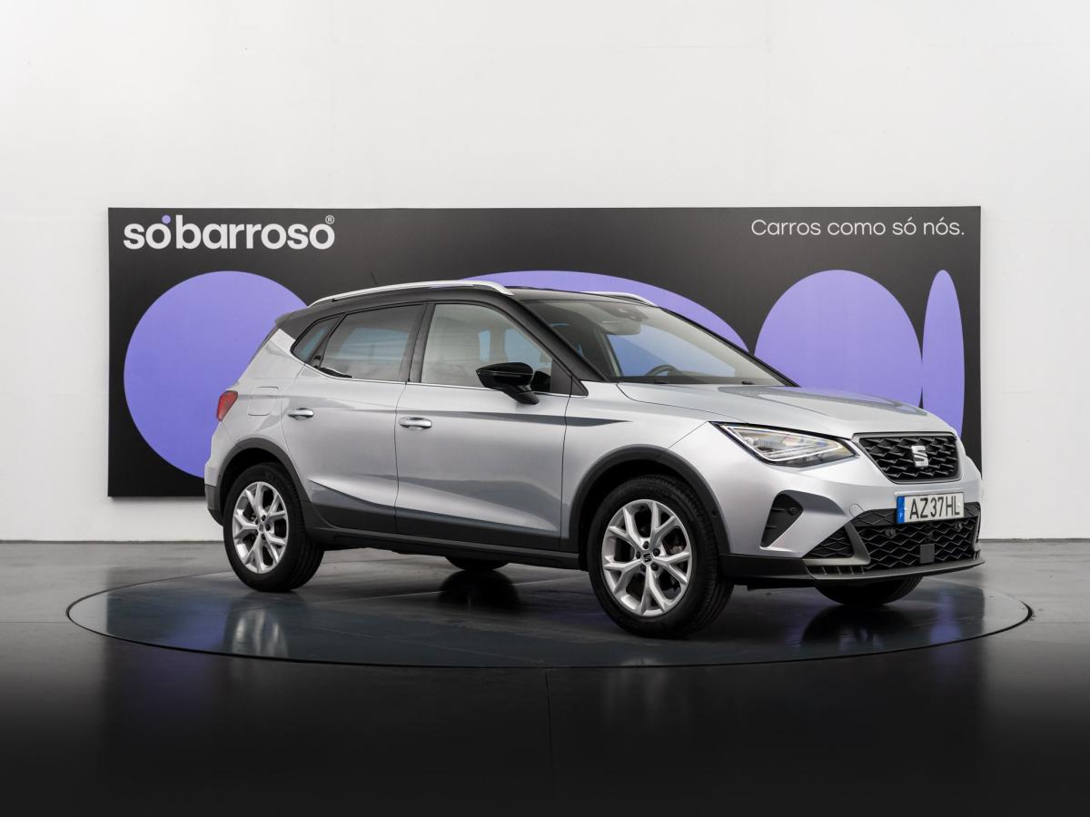 seat-arona-2023-gasolina-999cc
