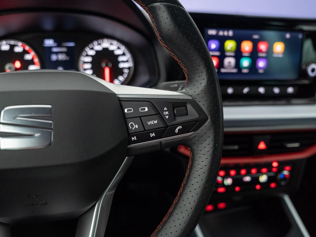 seat-arona-2023-gasolina-999cc