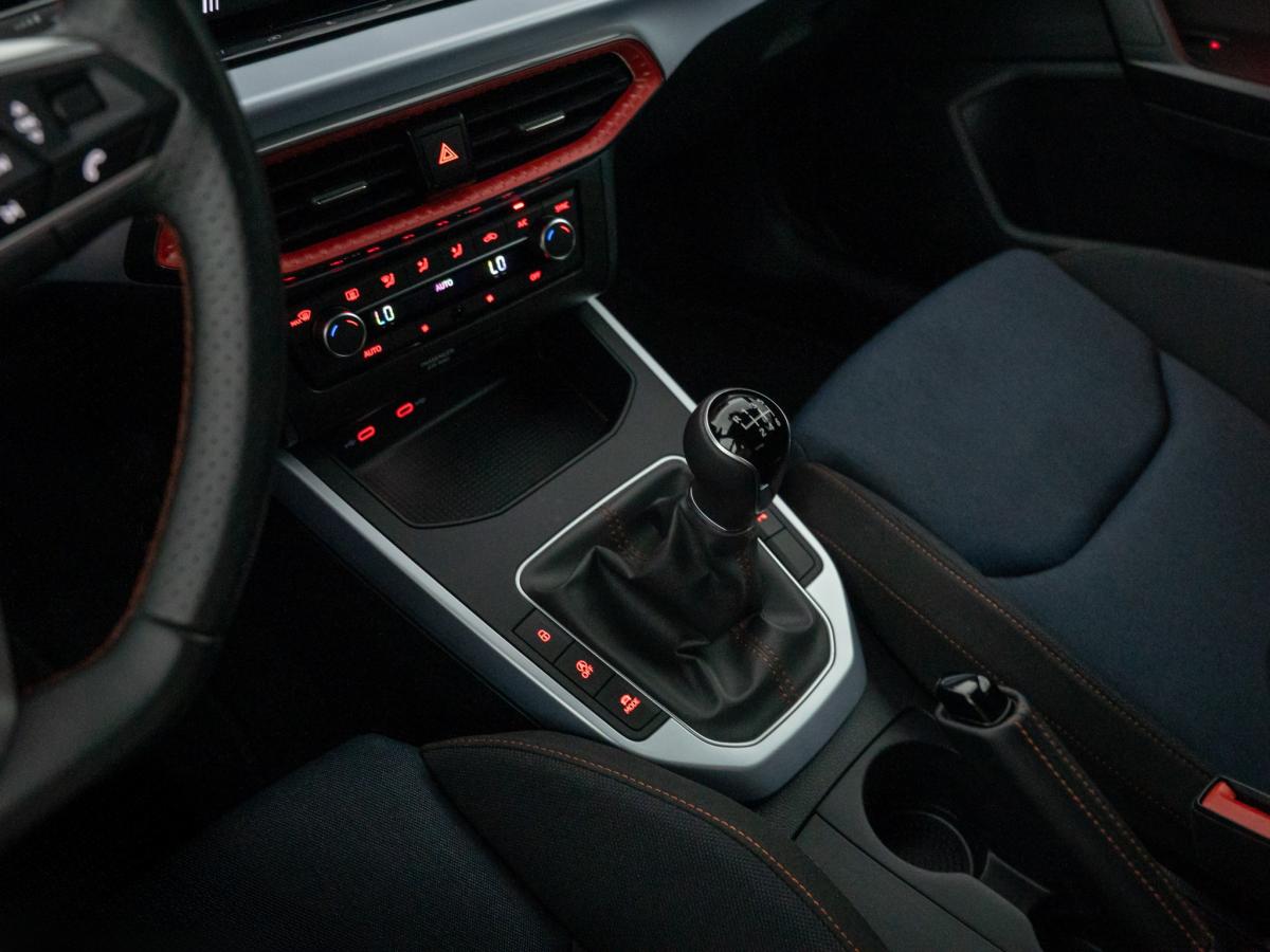 seat-arona-2023-gasolina-999cc