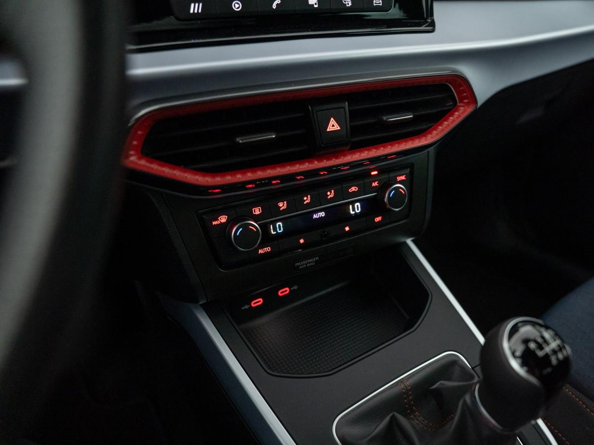 seat-arona-2023-gasolina-999cc
