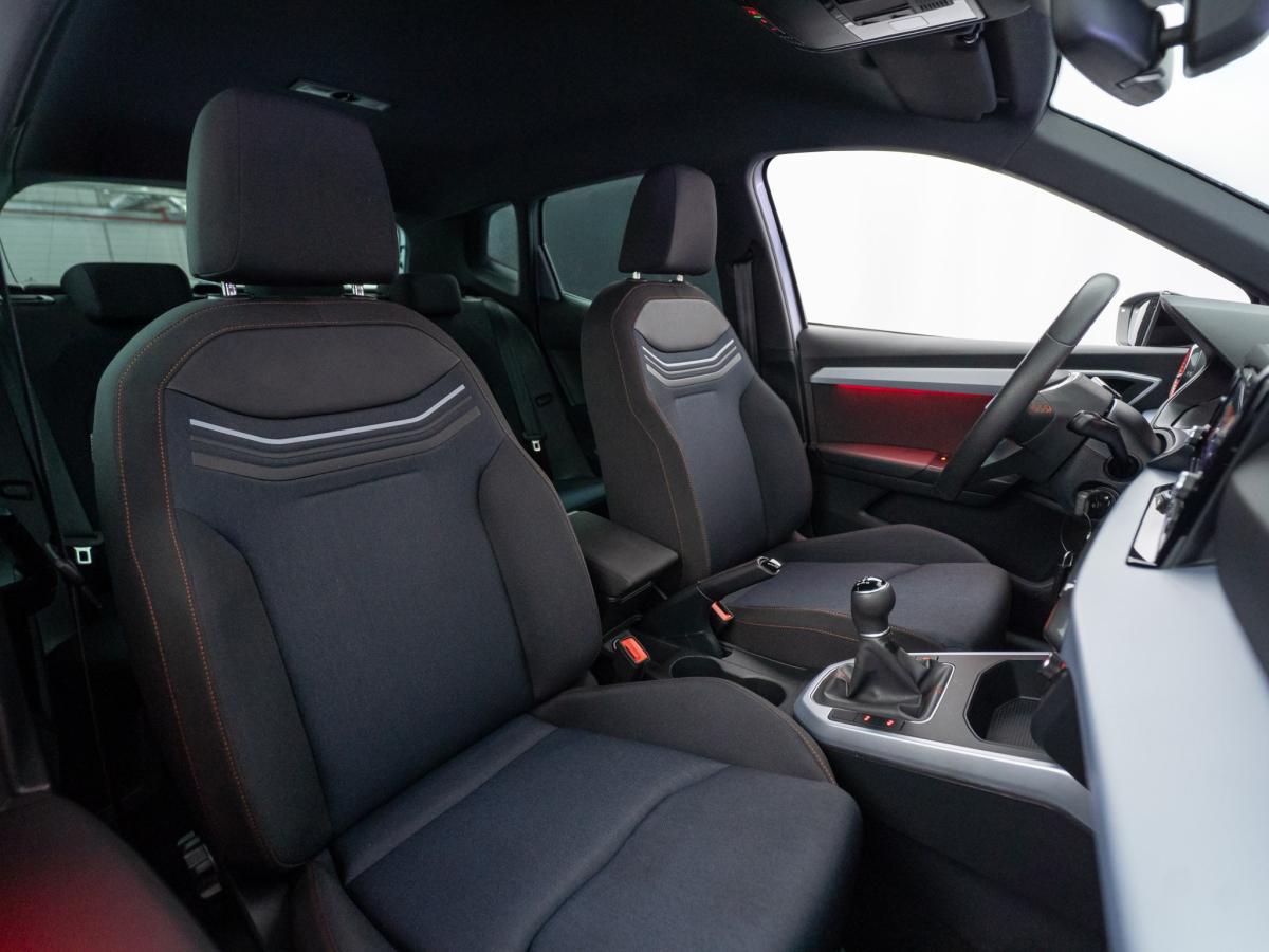 seat-arona-2023-gasolina-999cc