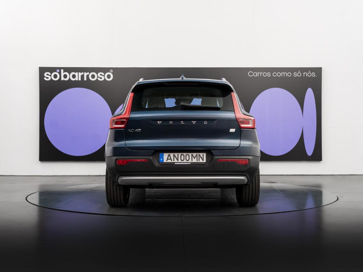 volvo-xc40-2022-hibrido-a-gasolina-1477cc