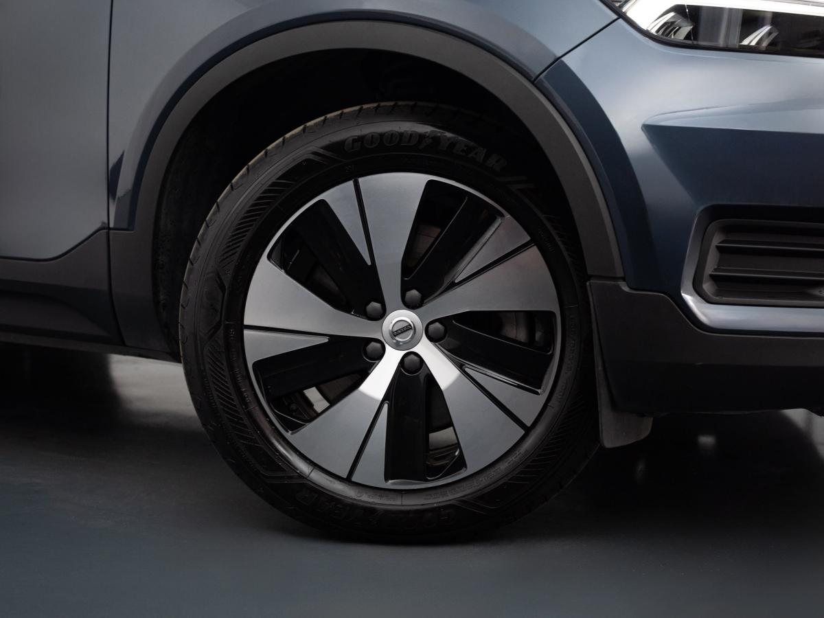 volvo-xc40-2022-hibrido-a-gasolina-1477cc