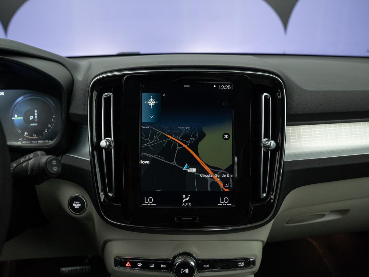 volvo-xc40-2022-hibrido-a-gasolina-1477cc