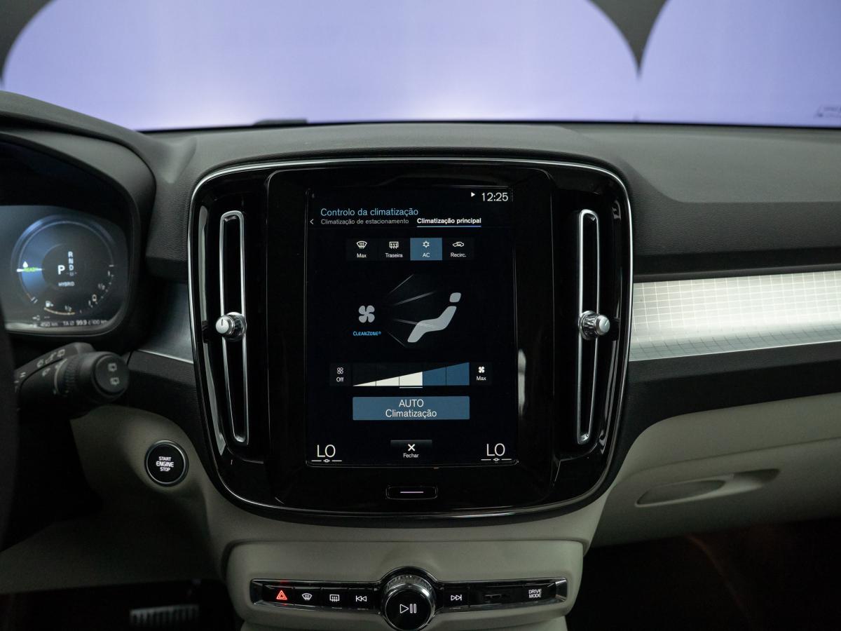 volvo-xc40-2022-hibrido-a-gasolina-1477cc