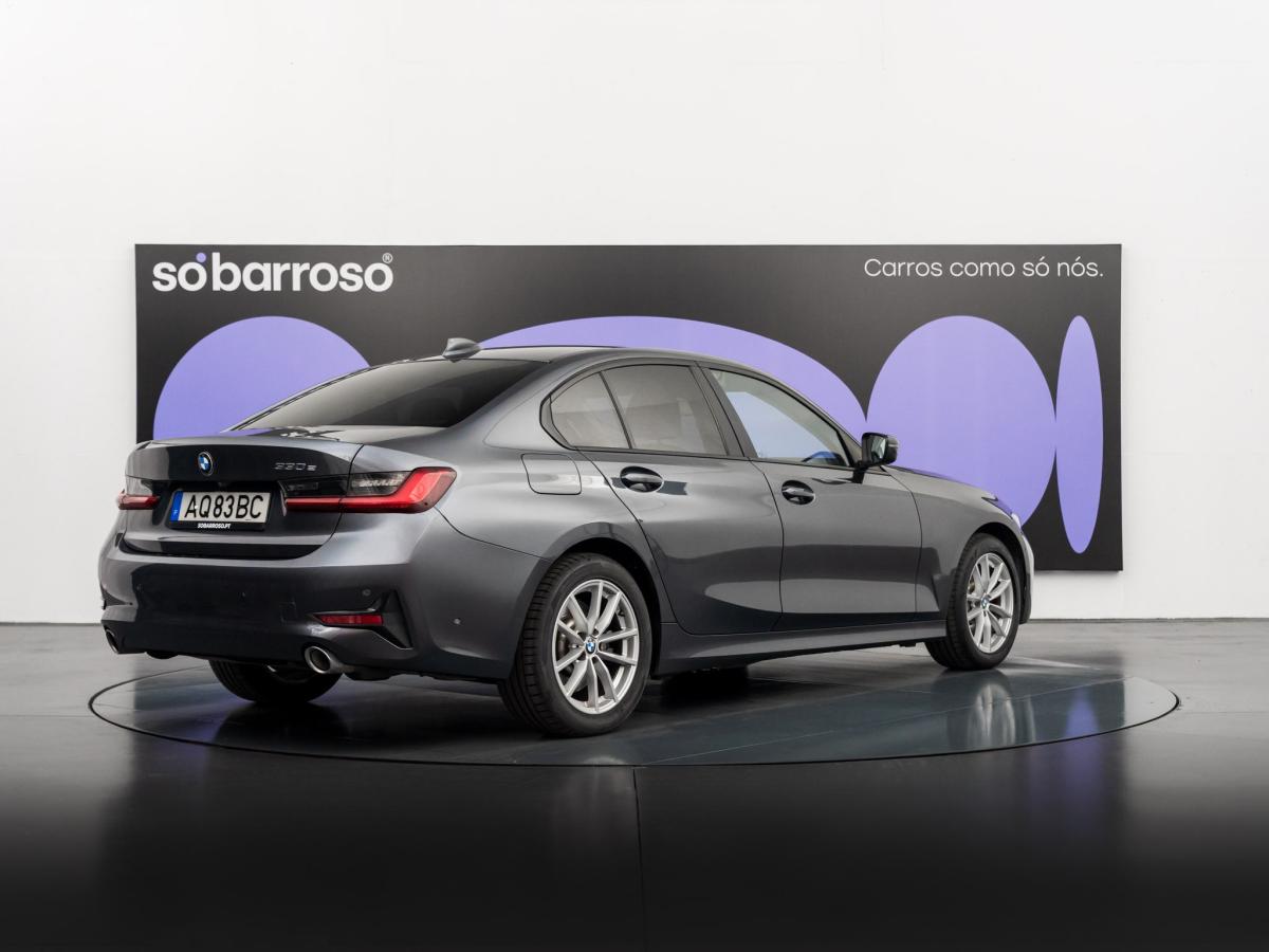 bmw-serie-3-2022-hibrido-a-gasolina-1998cc