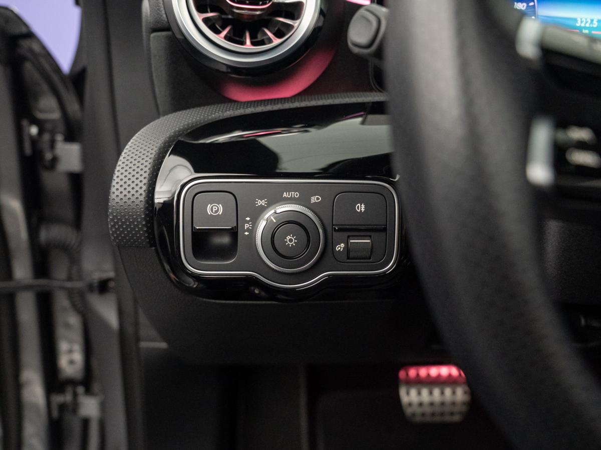 mercedes-benz-cla-2024-hibrido-a-gasolina-1332cc