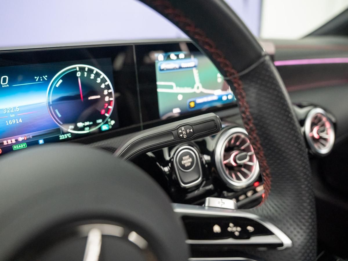 mercedes-benz-cla-2024-hibrido-a-gasolina-1332cc