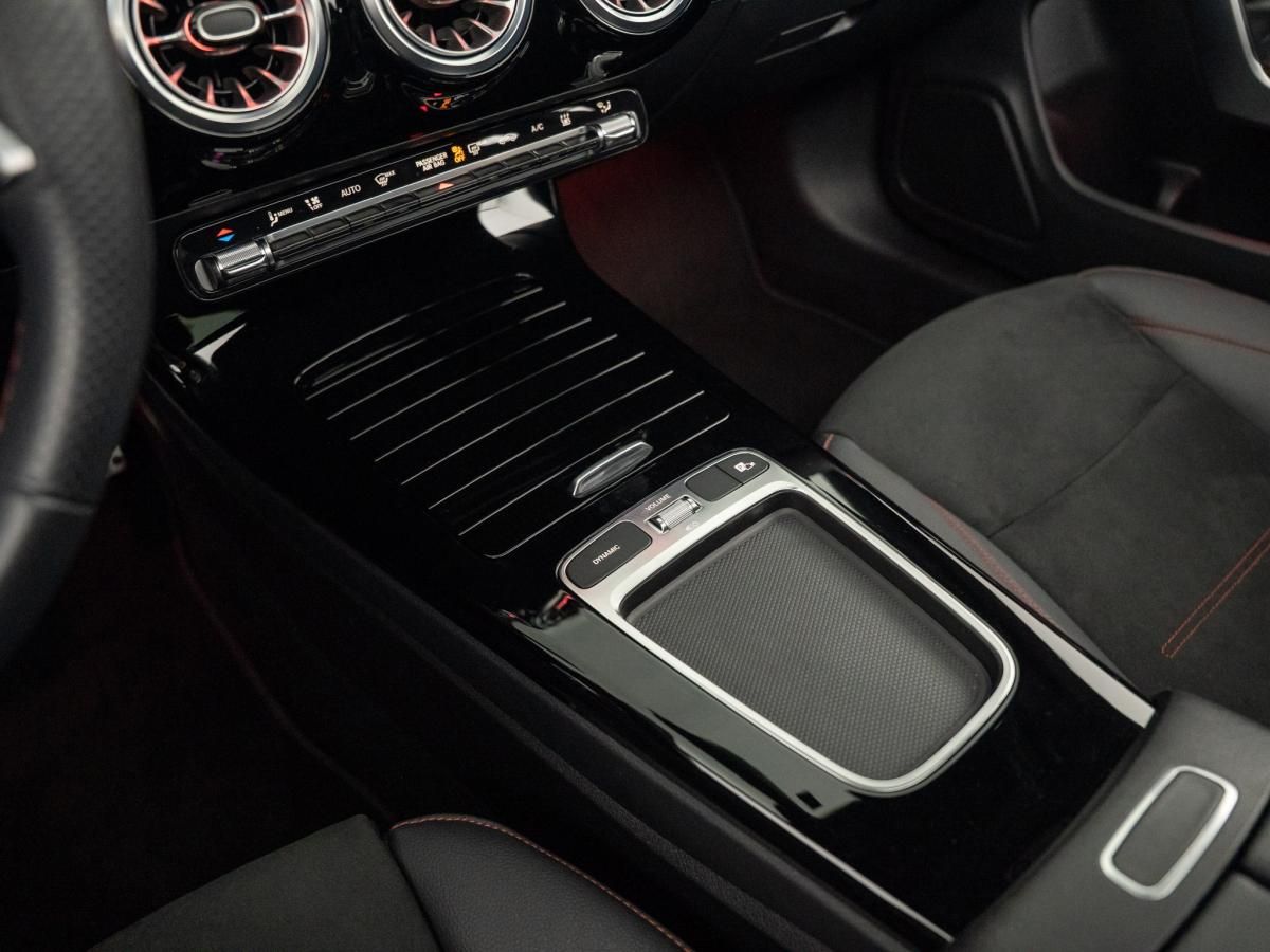 mercedes-benz-cla-2024-hibrido-a-gasolina-1332cc