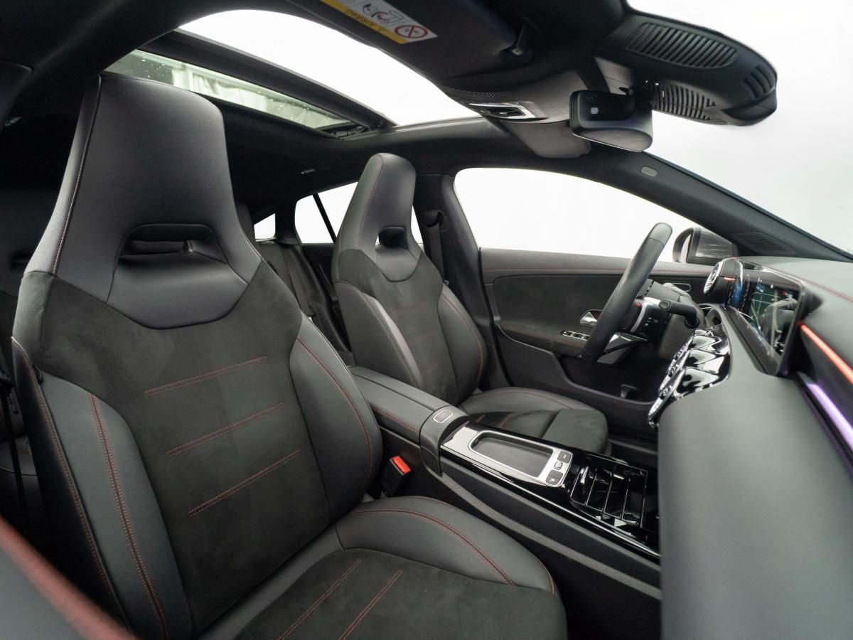 mercedes-benz-cla-2024-hibrido-a-gasolina-1332cc