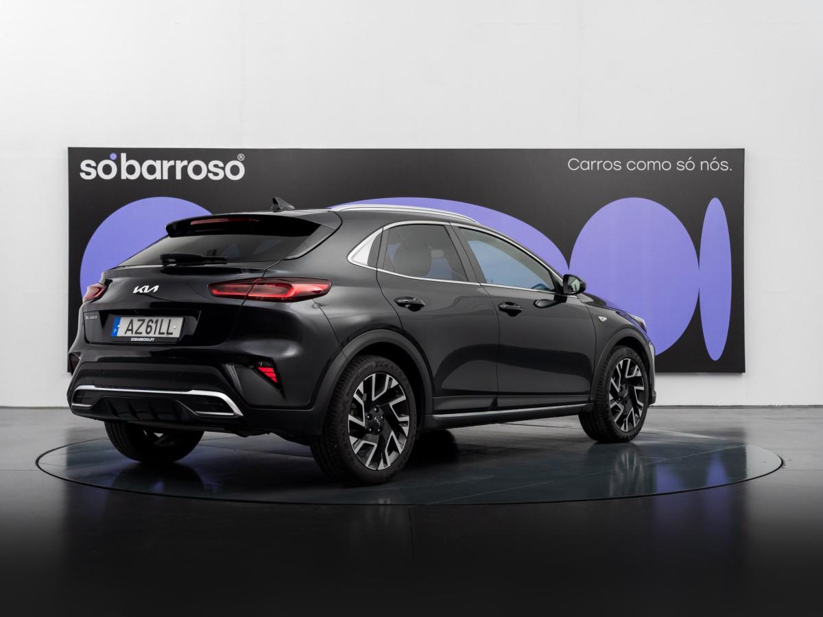 kia-xceed-2023-gasolina-998cc
