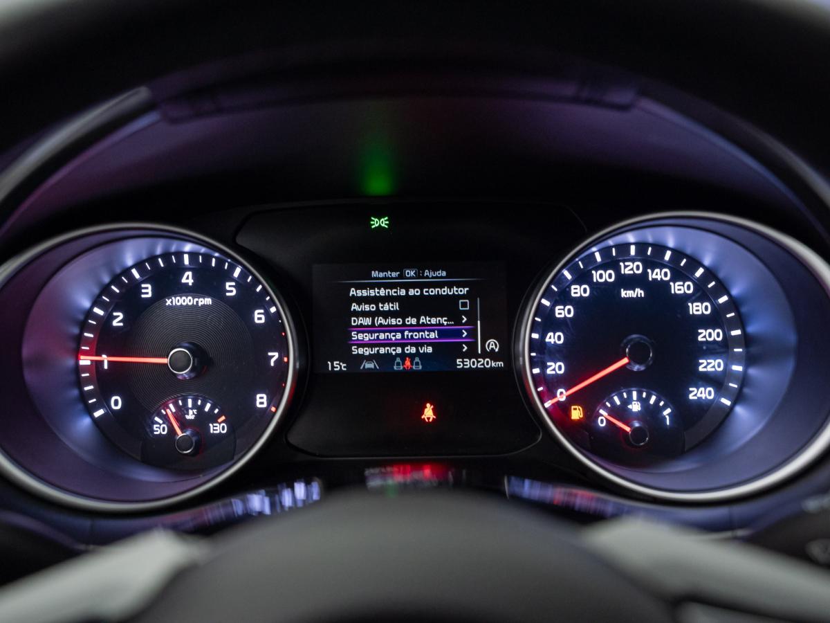 kia-xceed-2023-gasolina-998cc