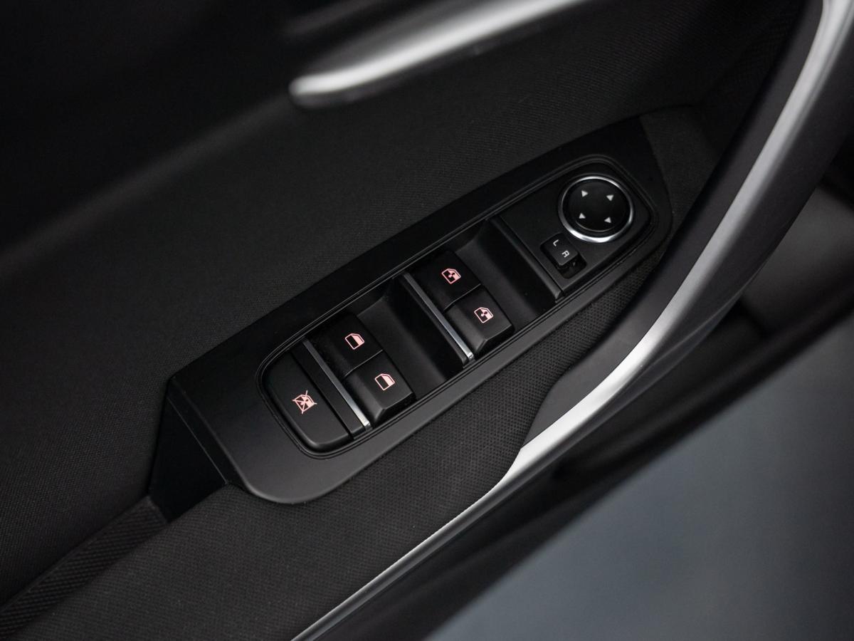 kia-xceed-2023-gasolina-998cc
