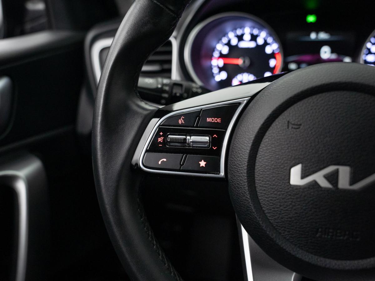 kia-xceed-2023-gasolina-998cc
